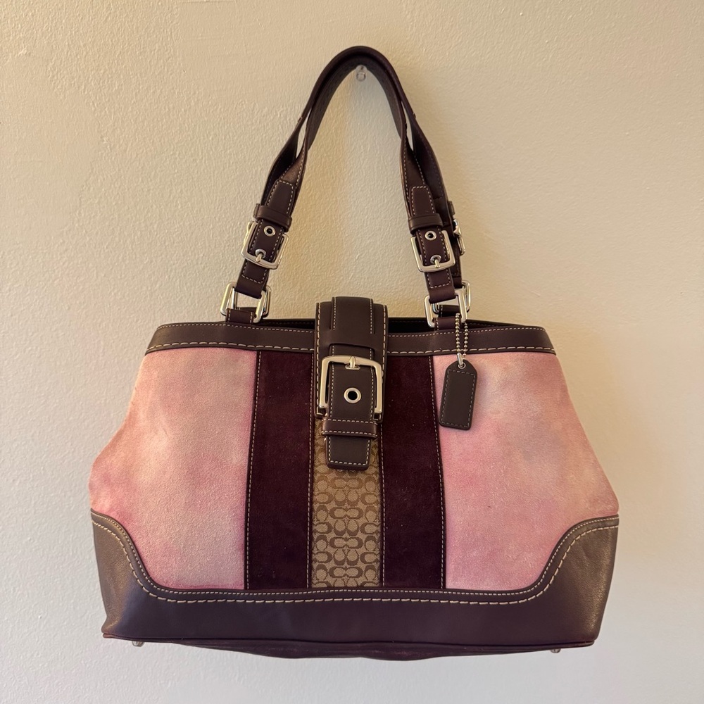 COACH - Vintage Rare Hampton Pink Suede Expandable Purse F11345